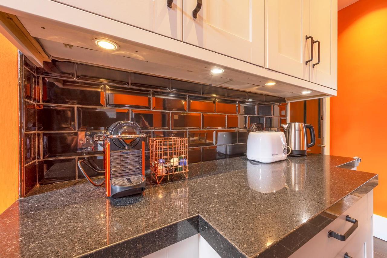Luxury Central Home - Parking & Ev Point, Superking Bed Canterbury Ngoại thất bức ảnh