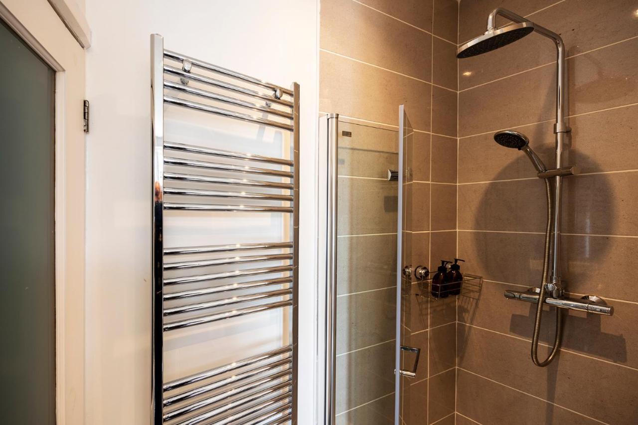 Luxury Central Home - Parking & Ev Point, Superking Bed Canterbury Ngoại thất bức ảnh
